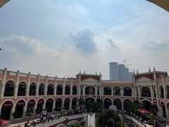 -佛罗伦萨小镇广佛名品奥特莱斯(疏港路店)