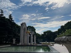 -上海市民办金苹果学校