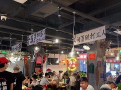 -萍姐火锅·公路夜市(武汉首店)