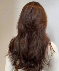 -十六番发型师事务所