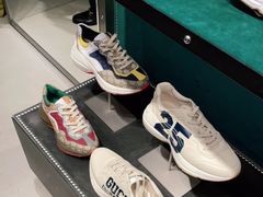 -Gucci(重庆IFS店)