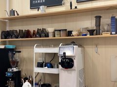 -白鹅咖啡(金城花园店)