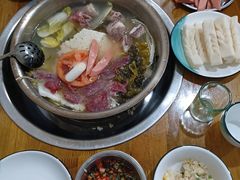 -泸州酸菜豆花火锅川师店