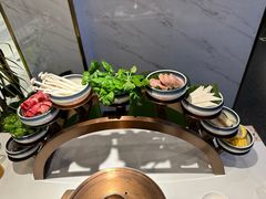 -烹然四季椰子鸡火锅(姚家园万象汇店)