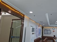 -欢乐口腔医院(顺义分院)