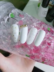 -慕拉美甲美睫皮肤管理