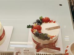-花花卷卷·鲜食蛋糕(泉屋店)