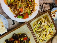 -萨宁音登锡伯风味餐厅(一楼店)