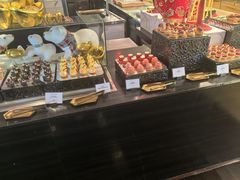 -圣丰索菲特·2 On 988 Café 自助餐厅