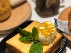 -来龙里 精致 东南亚餐室(万象城店)