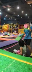 -蹦蹦跳跳(新奥购物中心店)