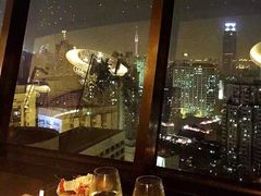 靠窗位-广州花园酒店-凌璇阁360度高空海鲜自助餐CAROUSEL