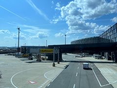 -维也纳国际机场