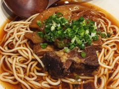 半斤半肉拉面-厝内小眷村(天河南一路店)