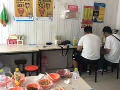 -咱家王新国把子肉(县东巷店)