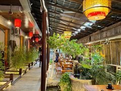 -三道苗苗鱼·美蛙黄辣丁(八里店)
