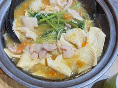 -极有家小鱼小鸡石锅煲(佳兆业店)