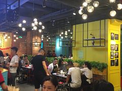 大堂-钢管厂五区小郡肝串串香(南山店)
