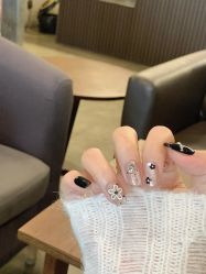 -UMl Nail 尤米美甲美睫半永久