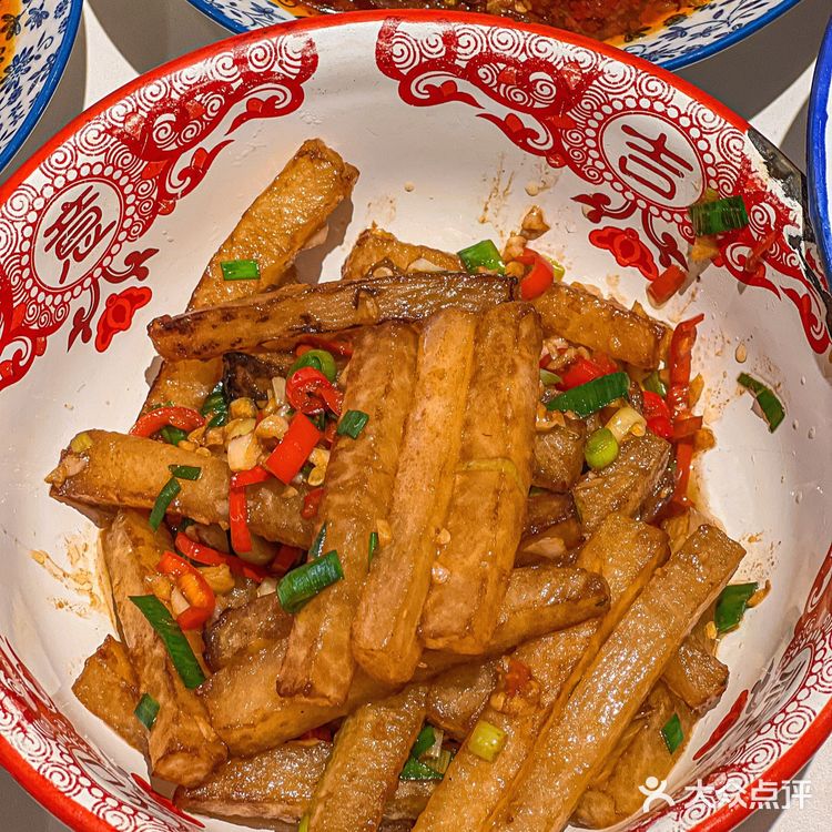 好吃到吃撑扶墙出来