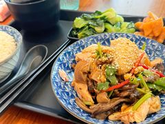 牛肝菌捞鸡-又鸟pizza海南鸡饭(假日广场店)