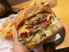 -The Habit Burger Grill 哈比特汉堡(爱琴海店)