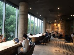 -星巴克臻选(湖滨道店)