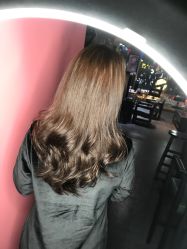 -诗悦发型SALON·圣罗兰店