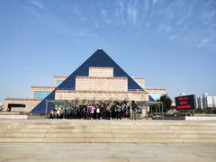 -上海市龙华烈士陵园