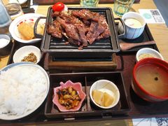 -味太助·银饭食堂(中华城店)