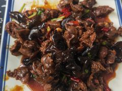 -八两八金·莱芜特色炒鸡(市南漳浦路店)