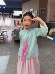 -索菲亚婚纱摄影