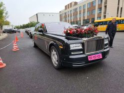 -禧·婚纱礼服馆