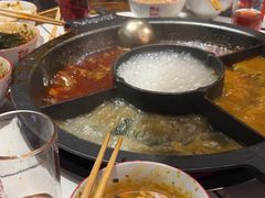 -热火朝天鲜切牛肉火锅(南强街巷店)