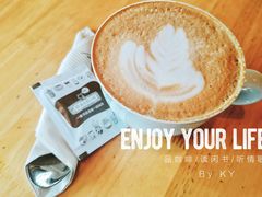 -猫的天空之城概念书店(丽江古城饮玉巷店)