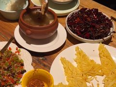 -缘生态云南菜·野生菌庭院餐厅(华侨城店)