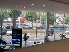 -深圳锦龙奥迪4S店(前海店)