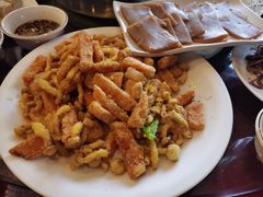 -鑫渔港海鲜本地菜·山海关浑锅(东戴河店)