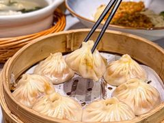-馋三尺蟹粉小笼(人民广场店)