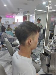 -米娜护肤造型