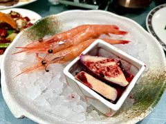 蓝莓红酒鹅肝-一本魅·日式料理