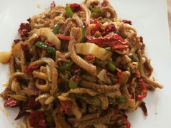 -苏莱特色牛骨滩羊手抓馆(长城东街总店)