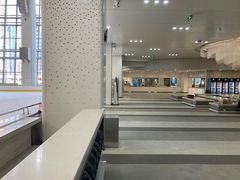 -冰纷万象滑冰场(深圳万象城店)
