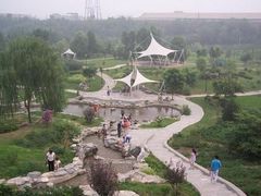 -滨河世纪广场公园