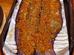 茄子-老东镇啤酒屋海鲜加工·蒸汽海鲜·海鲜烧烤(台东店)