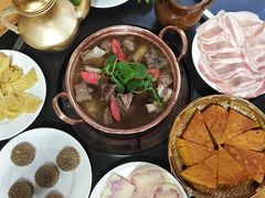 -银同牦牛肉火锅