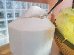 -喃喃椰·糟粕醋·椰子鸡火锅(七堡花园店)