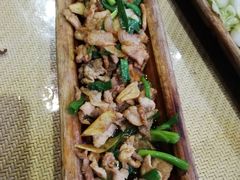 炒猪肉-火咂咂竹筒宴(告庄店)