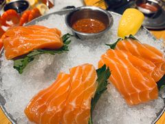 厚切三文鱼刺身-囧吉香生蚝牛排馆(湖北路店)
