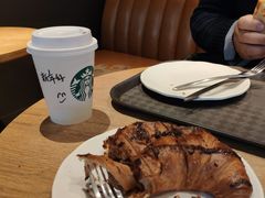 -星巴克臻选(周浦万达店)